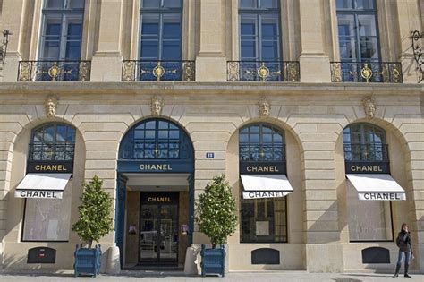 Paris : une boutique Chanel braquée près de la place Vendôme, 